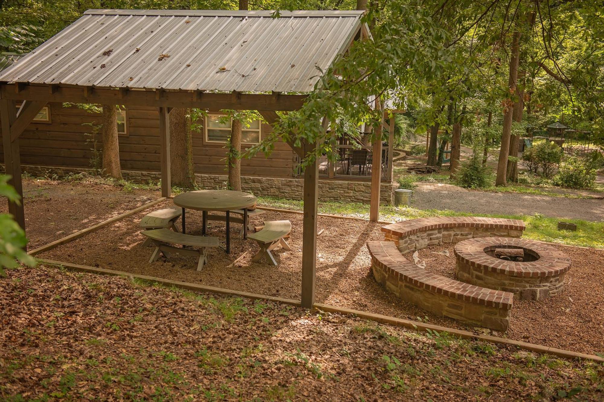 Ryon Tiny Home Cabin City-Side Rustic Retreat Chattanooga Exteriör bild